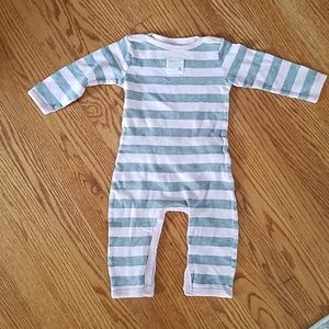 Burts Bees onsie
